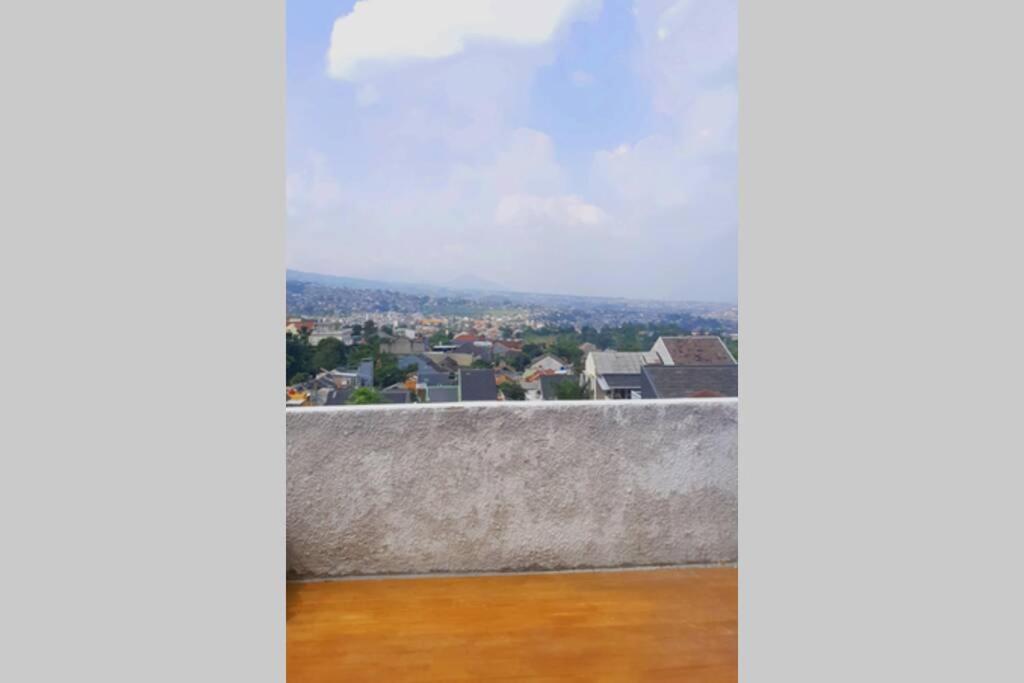 Cozy Villa / Rumah Sejuk View Bandung Luaran gambar